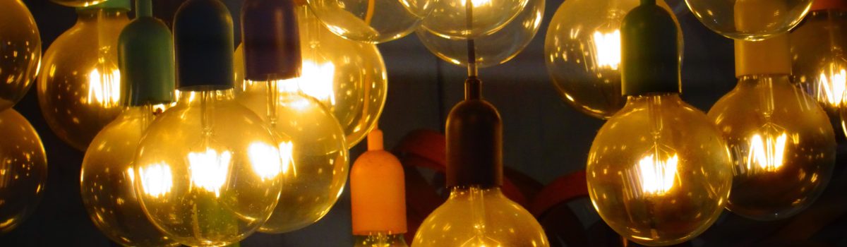 Blur Bulbs Close Up 400990 1200X350